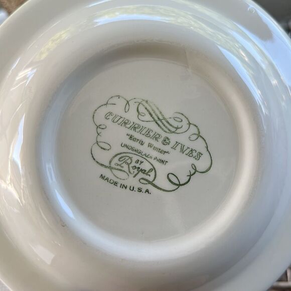 Currier and Ives Blue by ROYAL USA 
Rim Soup Bowl (6) - Picture 4 of 5